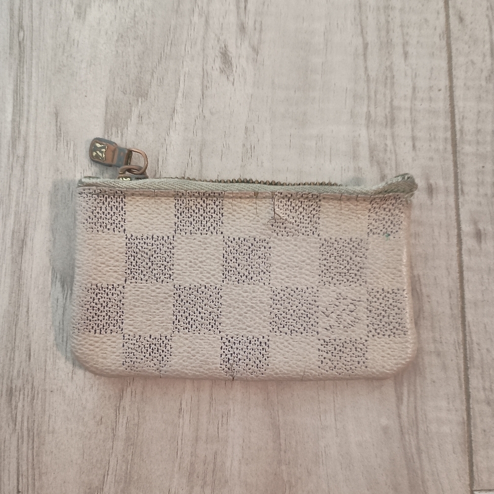 Authentic Louis Vuitton Coin case Mini Purse Damier Azur White Key Chain Leather - Picture 2 of 14
